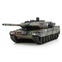 TAMIYA 1/35 LEOPARD 2 A6 TANK 25207